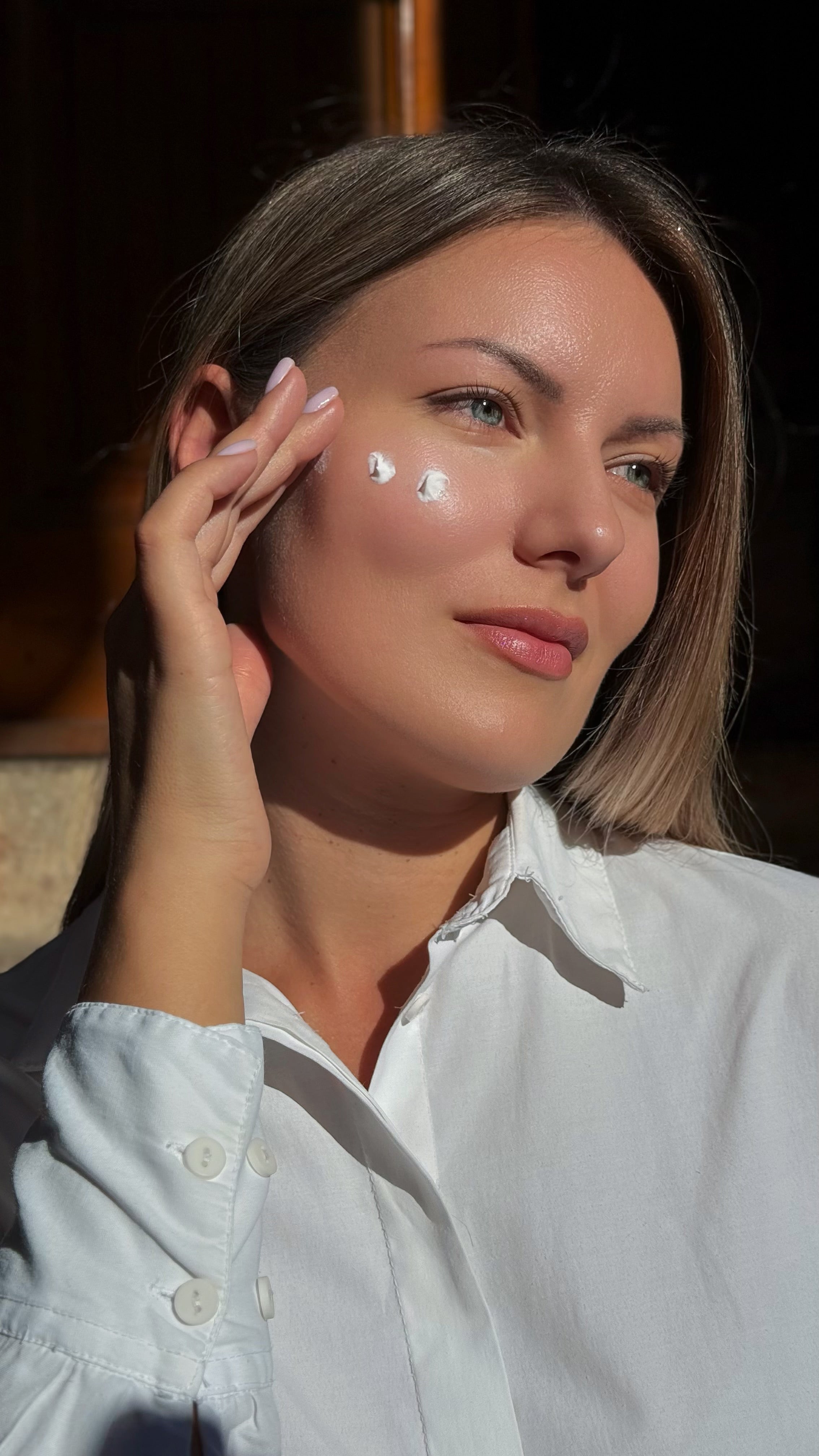 Aydınlatıcı & Canlandırıcı Bakım Kremi | Cilt Tonu Eşitleyici & Nem Destekleyici | Yüz & Vücut | %100 Vegan